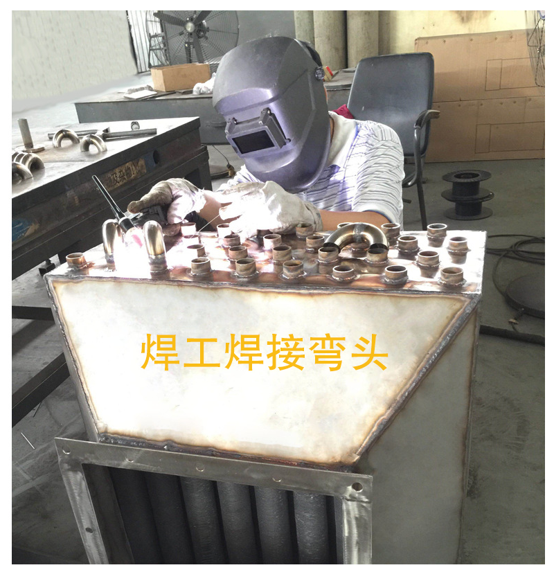 寬信煙氣余熱回收換熱器加工圖 寬信煙氣余熱回收換熱器加工圖